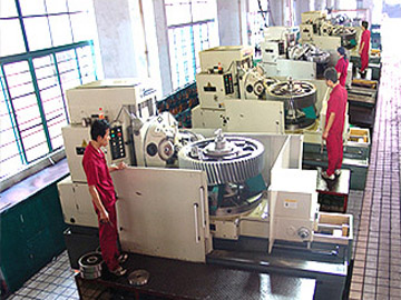 滾齒車間二 滾齒車間二